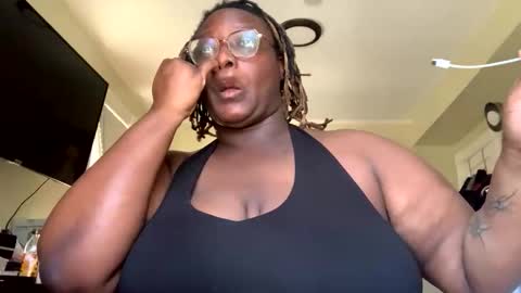 bigkittyraven online show from February 24, 2026, 5:11 pm