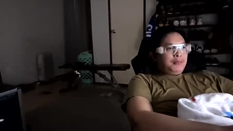 biglongt online show from November 11, 2025, 6:41 pm