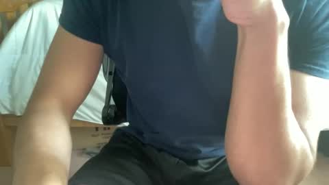 bigmanhaha12 online show from October 22, 2025, 5:24 pm