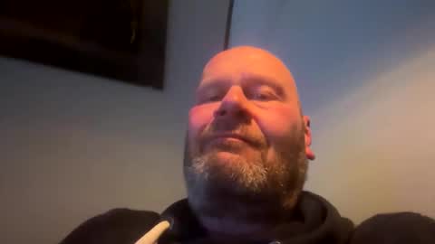 Snapshot of bigmike3339 chatting on February 3, 2025, 7:10 pm bigmike3339 online show from February 3, 2025, 7:10 pm