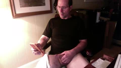 Snapshot of bignjakd6 chatting on May 11, 2026, 3:45 am CumCMe online show from May 11, 2026, 3:45 am