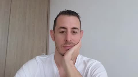       online show from October 15, 2025, 2:50 pm