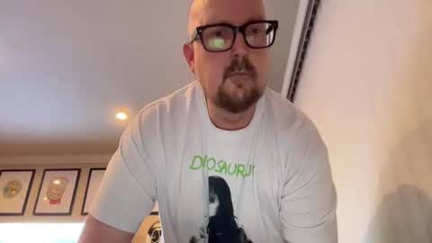 Snapshot of bigruboutski chatting on December 2, 2025, 6:19 am bigruboutski online show from December 2, 2025, 6:19 am