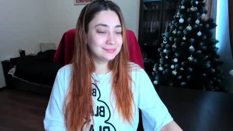 Julia online show from January 4, 2025, 6:52 am