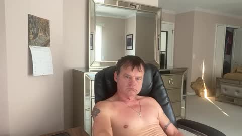 bigsteve24cm online show from November 16, 2025, 2:22 pm