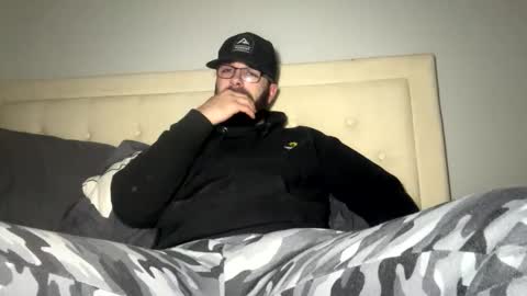 Snapshot of bigstrokes76 chatting on March 28, 2026, 5:07 am bigstrokes76 online show from March 28, 2026, 5:07 am