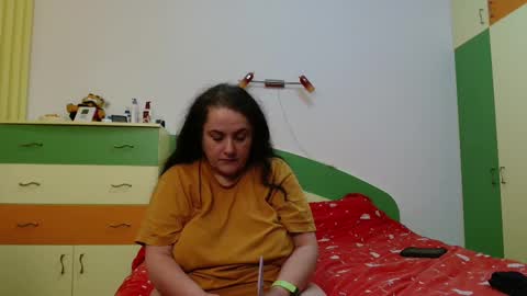 Snapshot of bigtitsclaude chatting on February 6, 2025, 9:06 pm BigTitsClaude online show from February 6, 2025, 9:06 pm