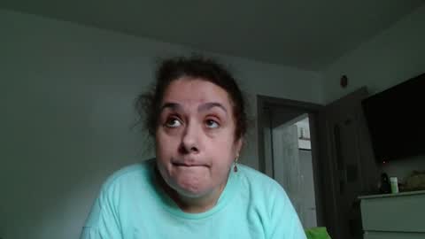 Snapshot of bigtitsclaude chatting on October 7, 2025, 9:28 am BigTitsClaude online show from October 7, 2025, 9:28 am