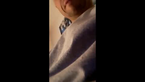 DeePee online show from April 9, 2026, 8:53 am