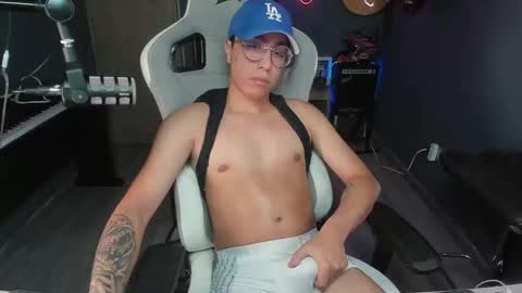 bigxboy96 online show from February 15, 2025, 8:54 pm
