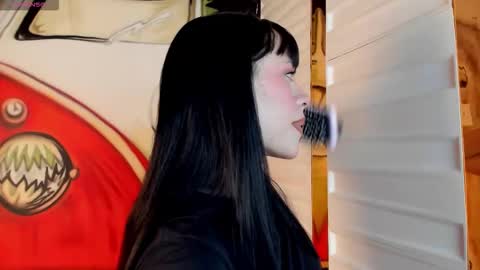 bilie__eilish online show from March 10, 2026, 11:48 am