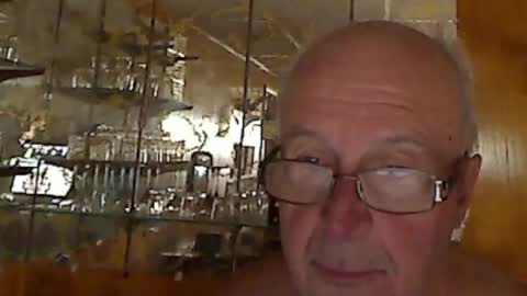 Snapshot of bill_25061 chatting on November 3, 2025, 2:07 pm bill_25061 online show from November 3, 2025, 2:07 pm