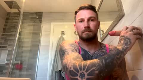 Billicdx online show from March 9, 2025, 3:16 pm