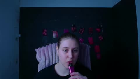 Billie online show from May 22, 2026, 5:14 am