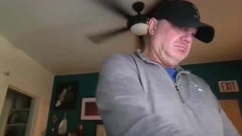 billjames55 online show from April 28, 2026, 2:33 pm