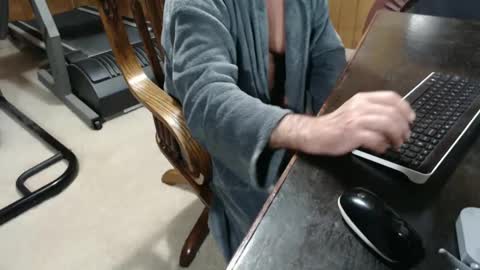 Snapshot of billy471 chatting on February 23, 2025, 1:32 pm billy471 online show from February 23, 2025, 1:32 pm