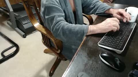 Snapshot of billy471 chatting on March 6, 2025, 10:09 am billy471 online show from March 6, 2025, 10:09 am