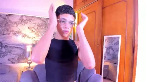 Sam online show from January 18, 2026, 11:58 am