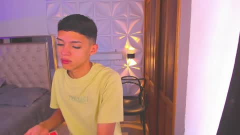 Sam online show from April 15, 2026, 12:12 pm