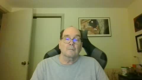 Bink195234 online show from December 10, 2024, 10:37 pm