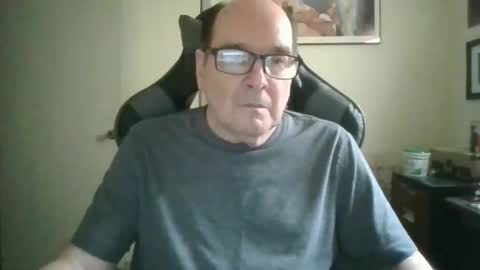 Bink195234 online show from November 14, 2025, 6:39 pm