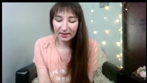 birdie_kiss online show from April 2, 2026, 8:39 pm