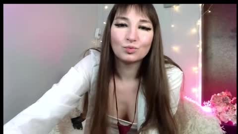 birdie_kiss online show from April 6, 2026, 8:43 pm