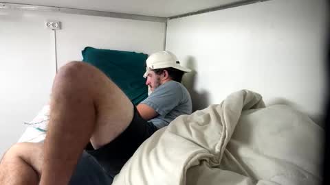 bitedeforain online show from September 21, 2025, 9:27 pm