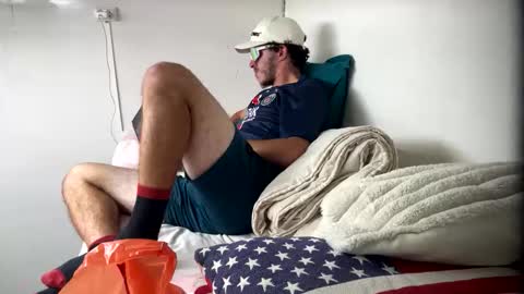 bitedeforain online show from September 22, 2025, 9:50 pm