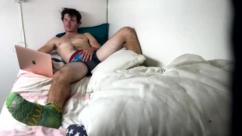 bitedeforain online show from October 9, 2025, 3:43 pm