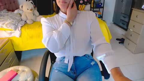 bittermomxxx online show from April 21, 2026, 4:56 pm