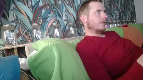 Snapshot of bizoukey15 chatting on October 2, 2025, 12:28 am bizoukey15 online show from October 2, 2025, 12:28 am