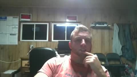 bjhancock_28 online show from November 13, 2025, 10:52 pm