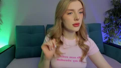 Snapshot of bjliki chatting on February 14, 2025, 8:31 am Julia online show from February 14, 2025, 8:31 am