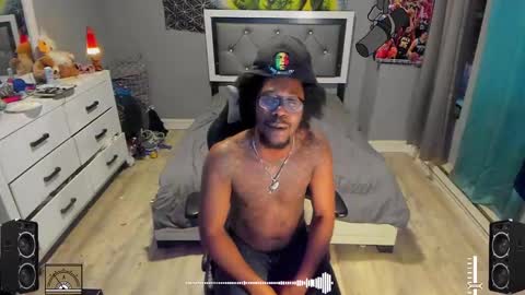 Plant Base Streamers From Pennsylvania online show from February 10, 2025, 11:45 pm