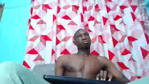 maquina online show from January 3, 2025, 5:10 pm