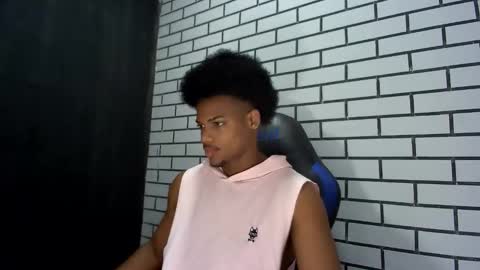 Snapshot of black_dicck chatting on November 23, 2025, 3:56 pm tu morenito online show from November 23, 2025, 3:56 pm