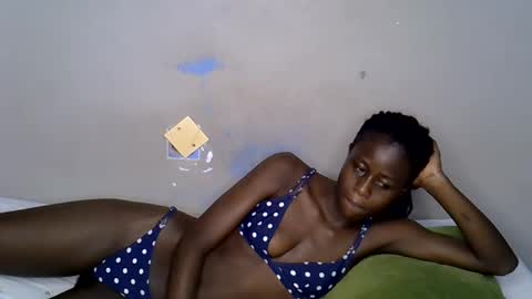 black_ebony8 online show from May 22, 2026, 8:25 pm