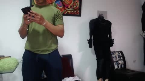 Snapshot of black_hot26 chatting on October 27, 2025, 4:55 pm black_hot26 online show from October 27, 2025, 4:55 pm