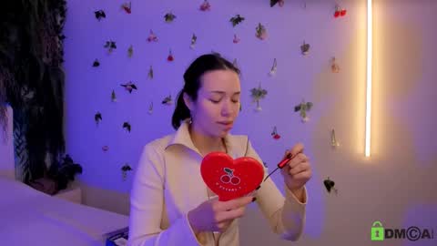 Jenny online show from December 17, 2025, 9:59 am