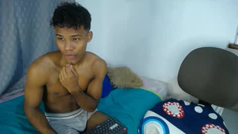 black_men9 online show from April 11, 2026, 10:52 am