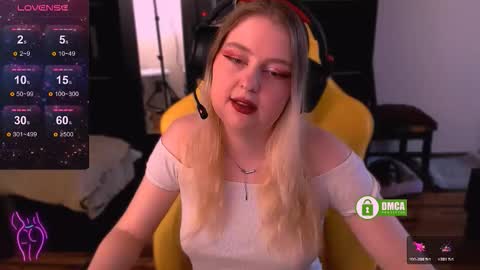 Snapshot of black_neon chatting on December 4, 2025, 9:29 am Sasha and Bella online show from December 4, 2025, 9:29 am