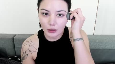 Snapshot of black_pant3r chatting on July 3, 2026, 3:35 am Mon Mon online show from July 3, 2026, 3:35 am
