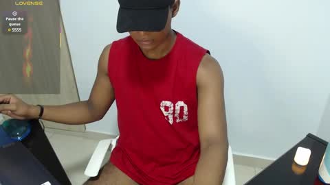 Snapshot of black_penis22 chatting on February 13, 2025, 3:18 am black_penis22 online show from February 13, 2025, 3:18 am