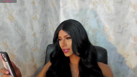 Snapshot of blackbeauty_ts chatting on January 21, 2025, 2:05 pm Nina online show from January 21, 2025, 2:05 pm