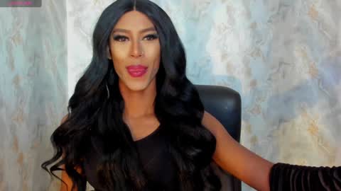 Snapshot of blackbeauty_ts chatting on January 22, 2025, 1:53 pm Nina online show from January 22, 2025, 1:53 pm