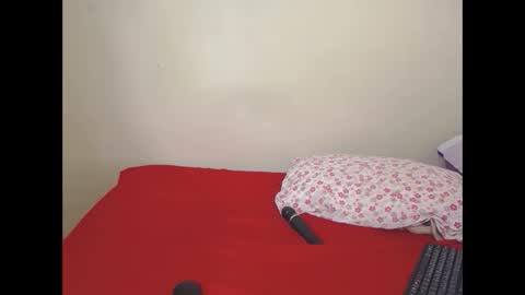 blackberry96_ online show from September 26, 2025, 8:18 am