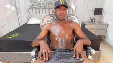 Snapshot of blackbiecock chatting on February 21, 2025, 10:59 pm blackbiecock online show from February 21, 2025, 10:59 pm