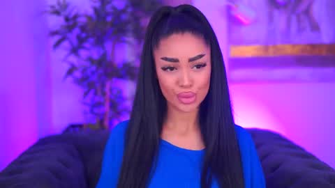 Snapshot of blackclover_x chatting on August 1, 2026, 6:07 pm Clover online show from August 1, 2026, 6:07 pm