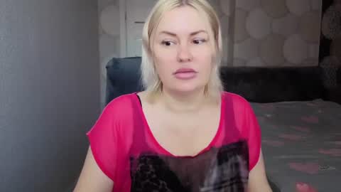 blackeyes11 online show from June 14, 2026, 1:58 am